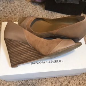 Banana Republic Wedges Sz 6.5